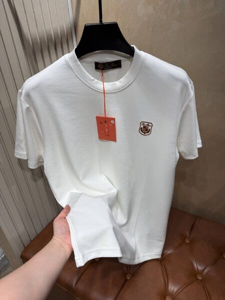 Apparel — TGriE4h0iweE view 2