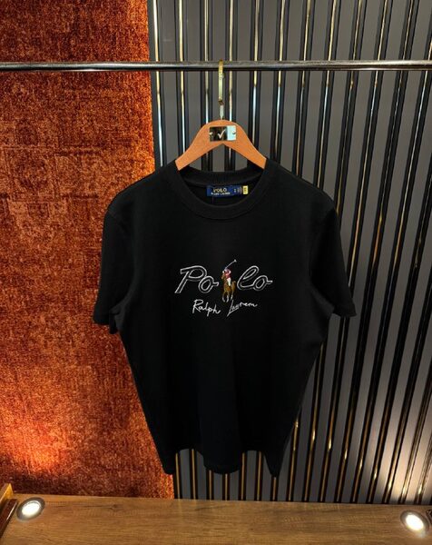 Apparel — TGrjSGuC9fgl view 3