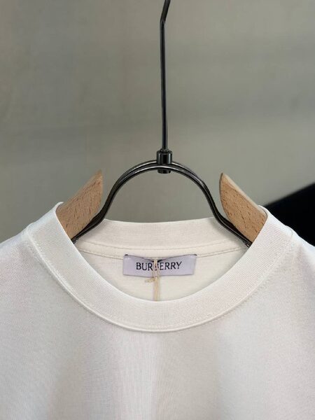 Apparel — TGrpDYFyRjGo view 6