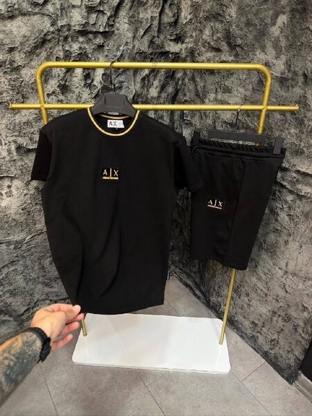 Apparel — TGrqgFCPlZmk