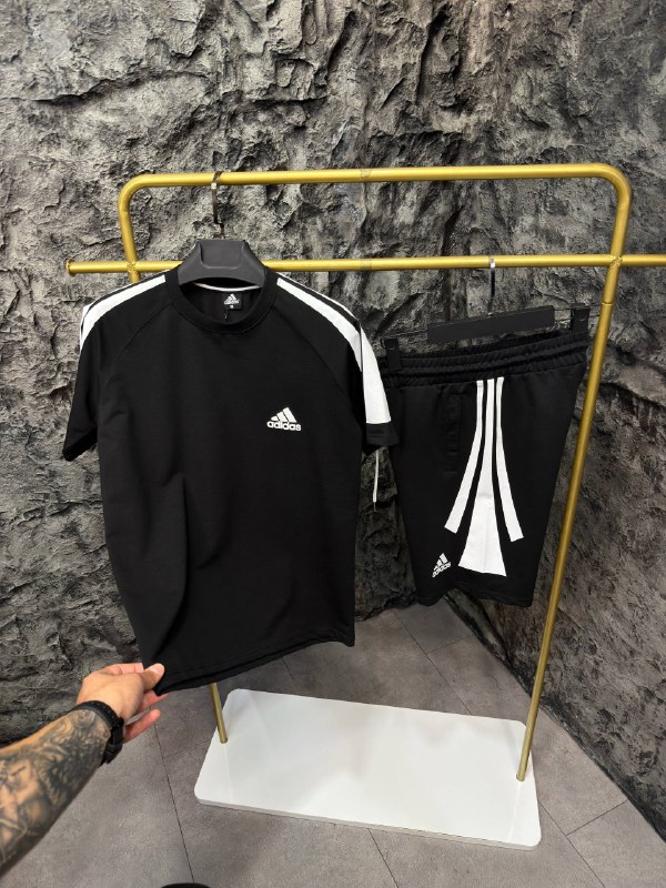 Apparel — TGrxquWCRBpe