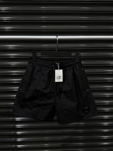 Apparel — TGryc5XUWyi8