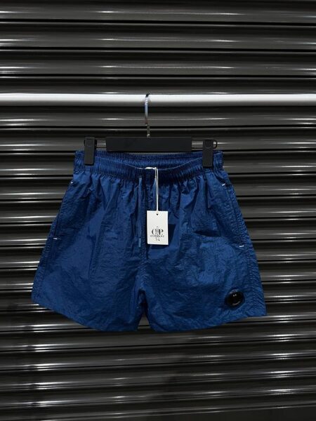 Apparel — TGryc5XUWyi8 view 2