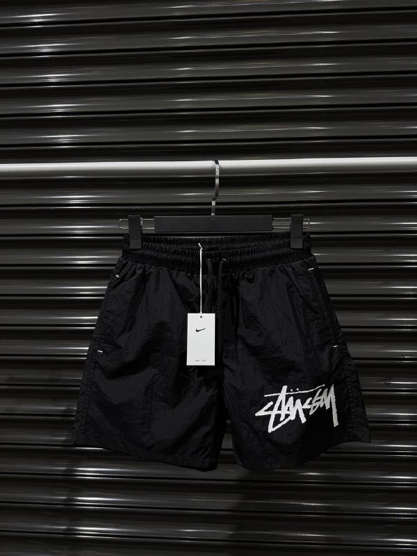 Apparel — TGs4qgUG977q view