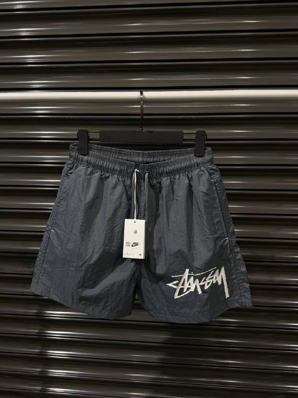 Apparel — TGs4qgUG977q view