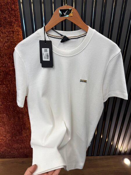 Apparel — TGsCvD3I_3kD view 4