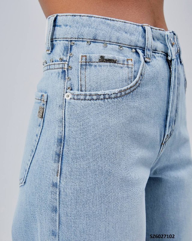 Apparel — TGsJRyZO6QFl view