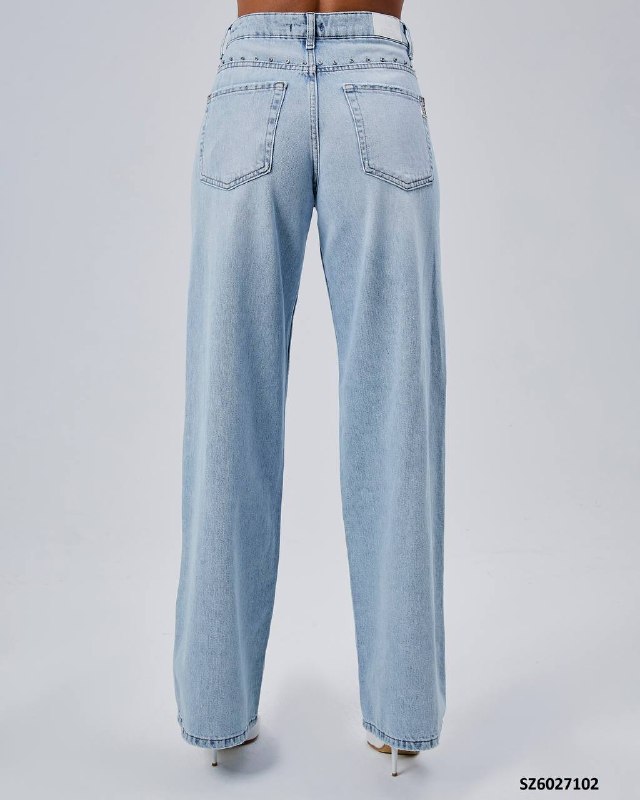 Apparel — TGsJRyZO6QFl view