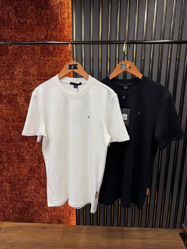 Apparel — TGsK9FkV5474