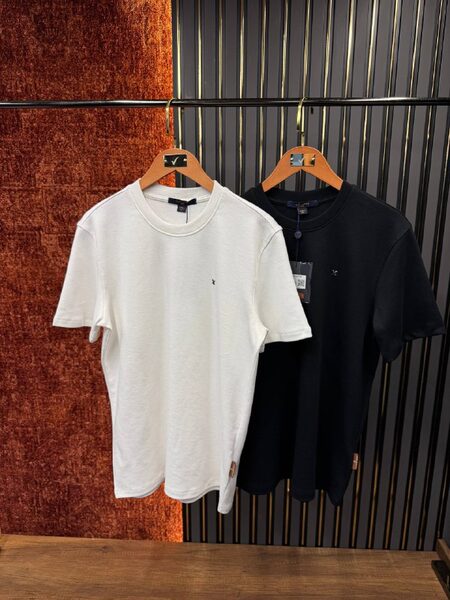 Apparel — TGsK9FkV5474