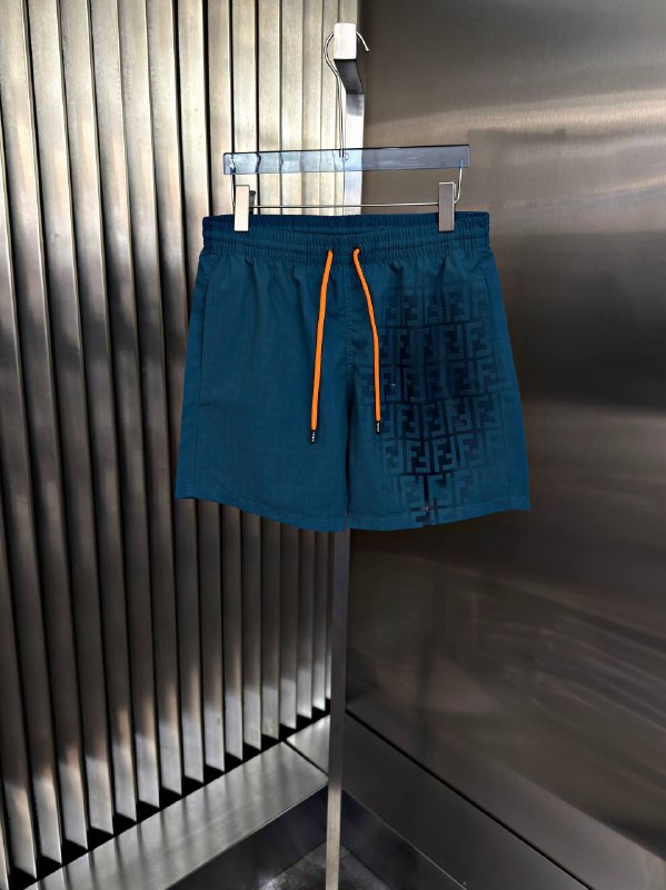 Apparel — TGsQF7GcqzPG