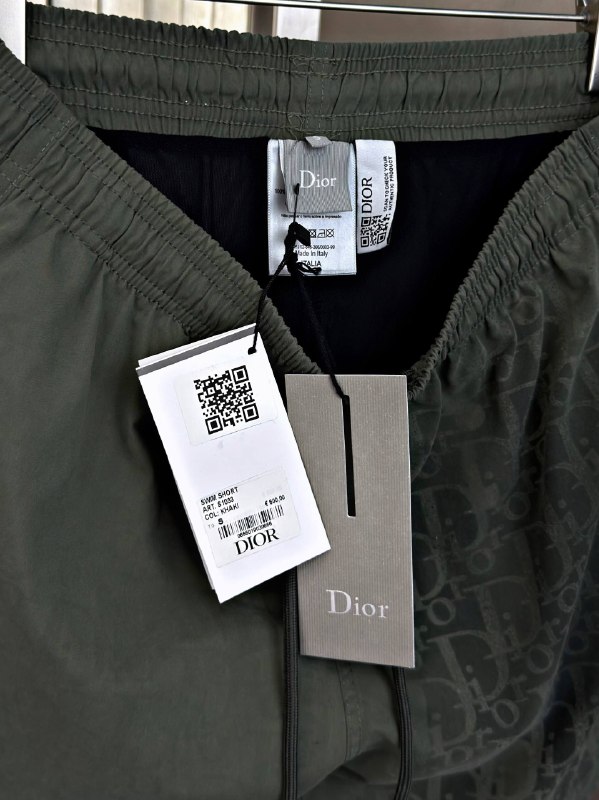 Apparel — TGsUfl2xv7nm view
