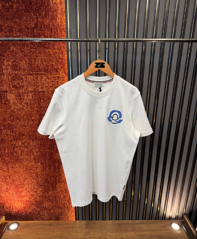 Apparel — TGsUfznfISsB view