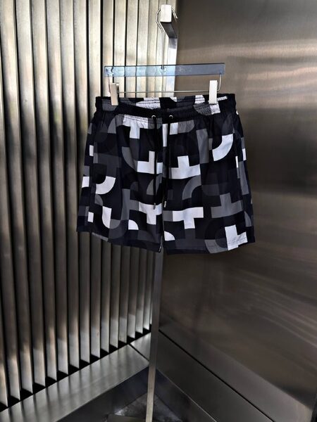 Apparel — TGsVo8hX-Zjr