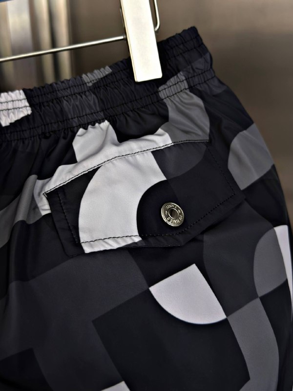 Apparel — TGsVo8hX-Zjr view