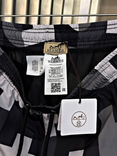 Apparel — TGsVo8hX-Zjr view 6