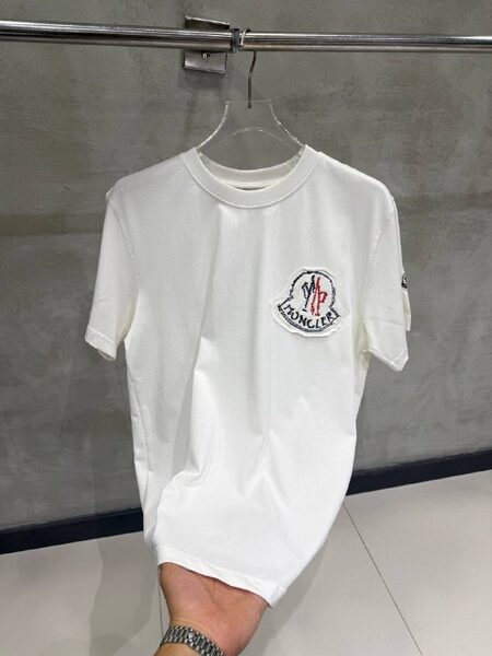 Apparel — TGsVpIvkpzLS view 3