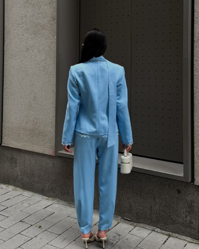 Apparel — TGsVseUMJW5J view