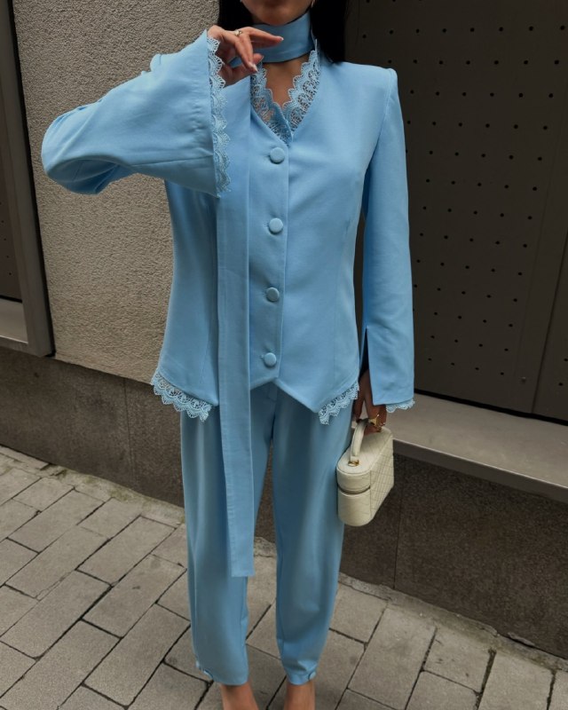 Apparel — TGsVseUMJW5J view