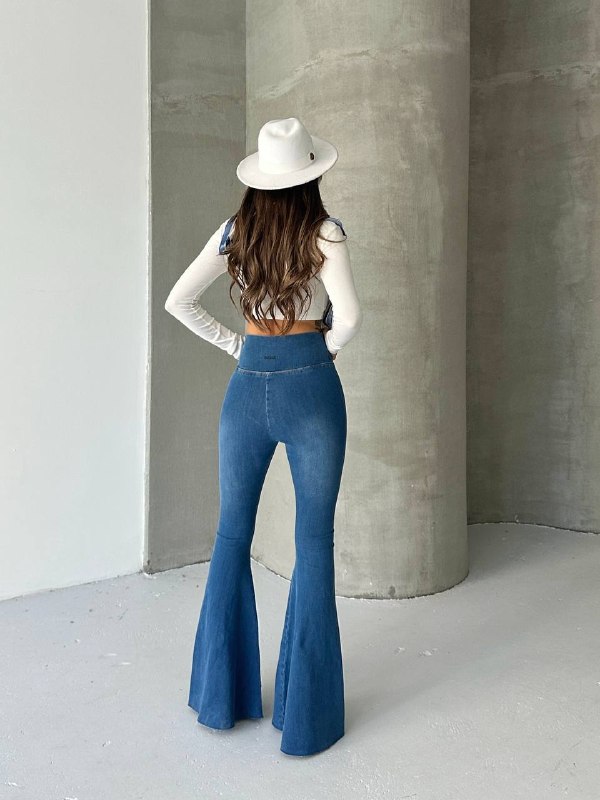 Apparel — TGskVMyzxzyd view