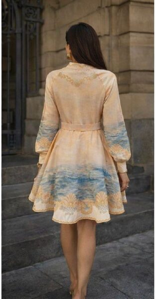 Apparel — TGsleQ9dFbf4 view 4