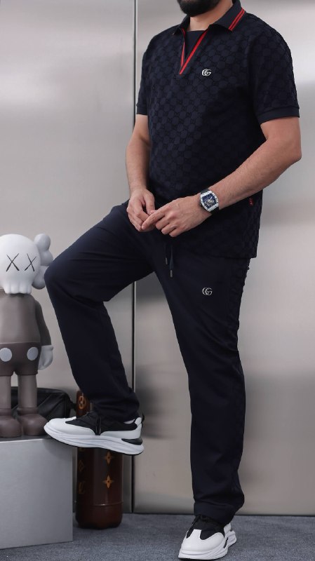 Apparel — TGslldbsO3Z6 view