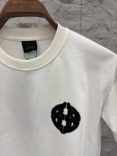 Apparel — TGspdrH6fSiD view 2