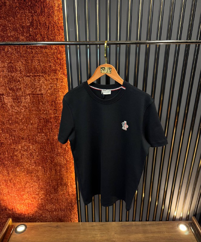 Apparel — TGsuObjJ9LGj