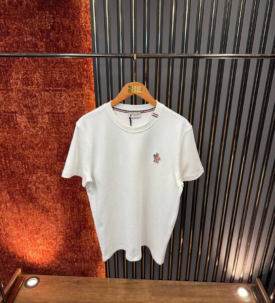 Apparel — TGsuObjJ9LGj view 4