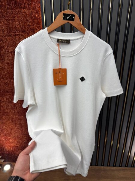 Apparel — TGsvsyo9NOhg view 5
