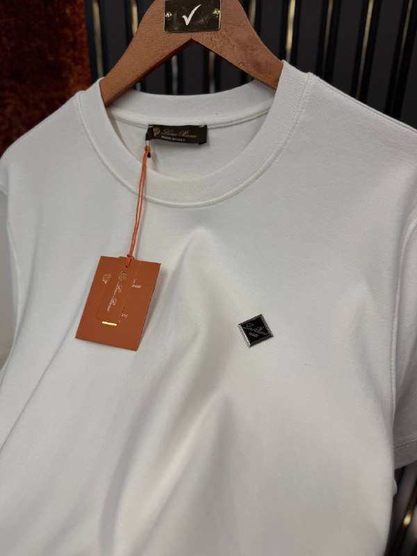 Apparel — TGsvsyo9NOhg view