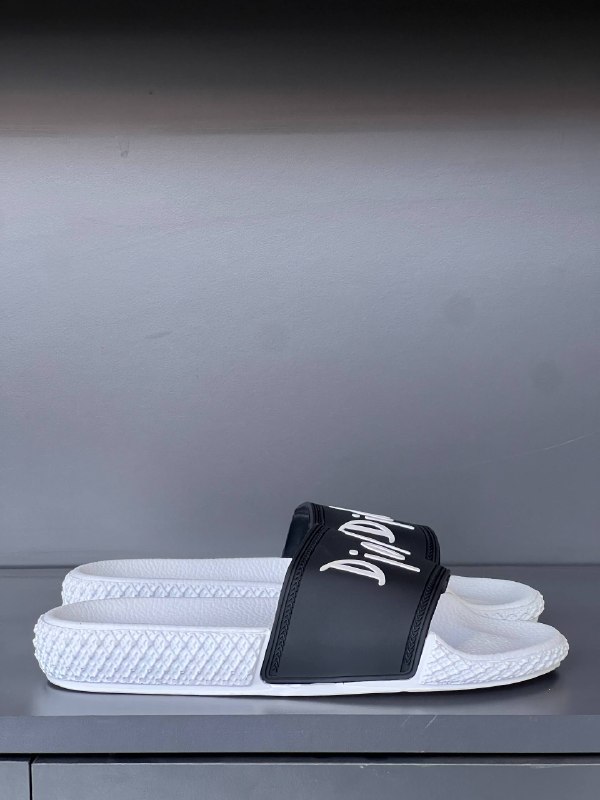 Men's Sneakers — TGt-GRhoscGB view