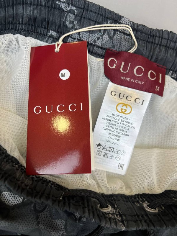 Apparel — TGt1JscSAzoo view