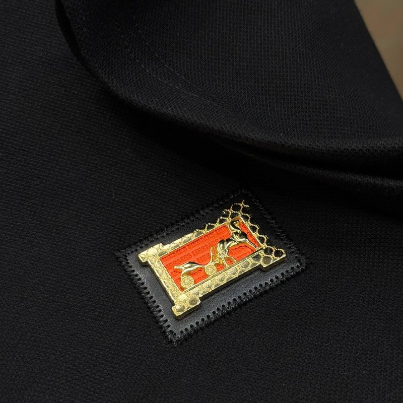 Apparel — TGt24enLaYvm view