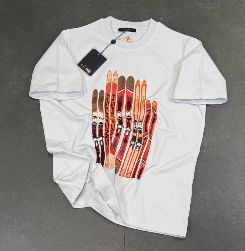 Apparel — TGt2ptfWKSWA