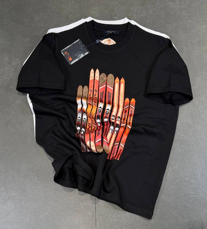 Apparel — TGt2ptfWKSWA view