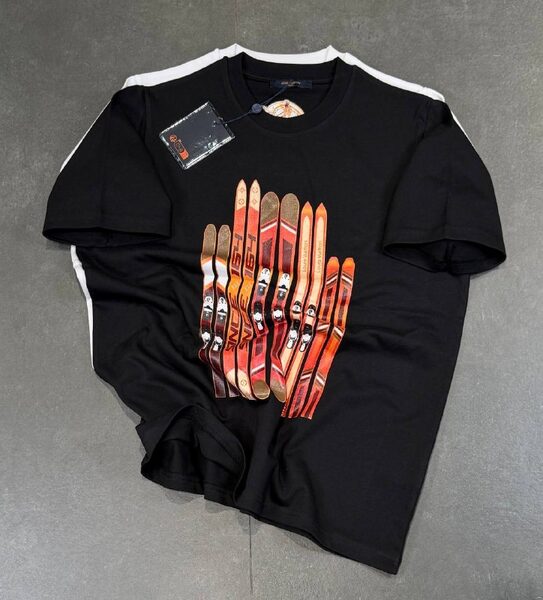 Apparel — TGt2ptfWKSWA view 2