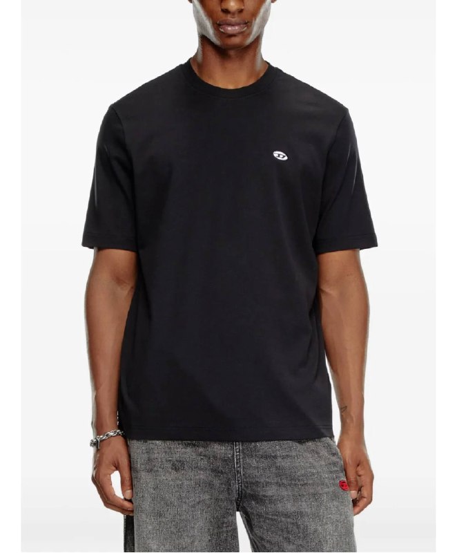 Apparel — TGt3yQXQB6vs view
