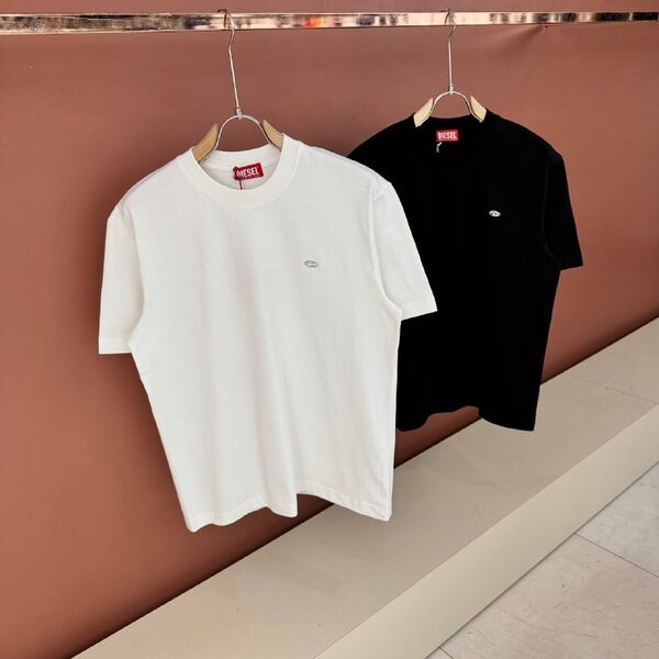 Apparel — TGt3yQXQB6vs view 7