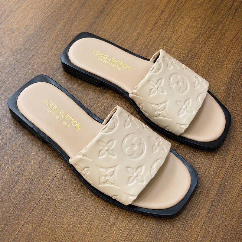 Women's Shoes — TGt9JM7mBtcE view