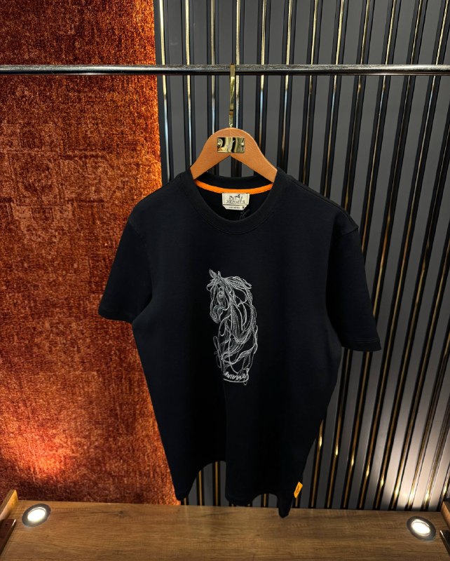 Apparel — TGtAvGmhGrJz view