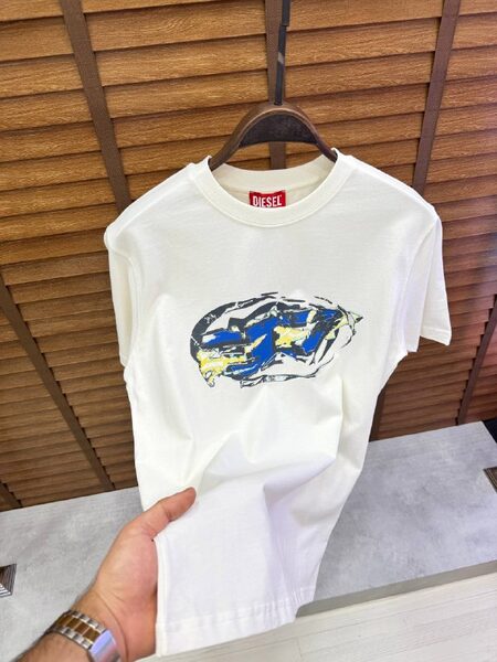 Apparel — TGtEFdo0K5n0 view 5