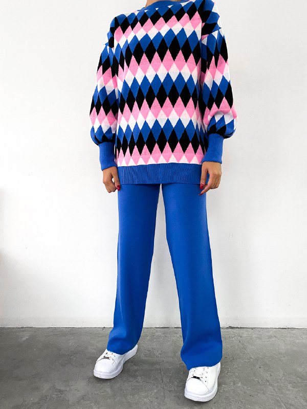 Apparel — TGtL3RHneGwY