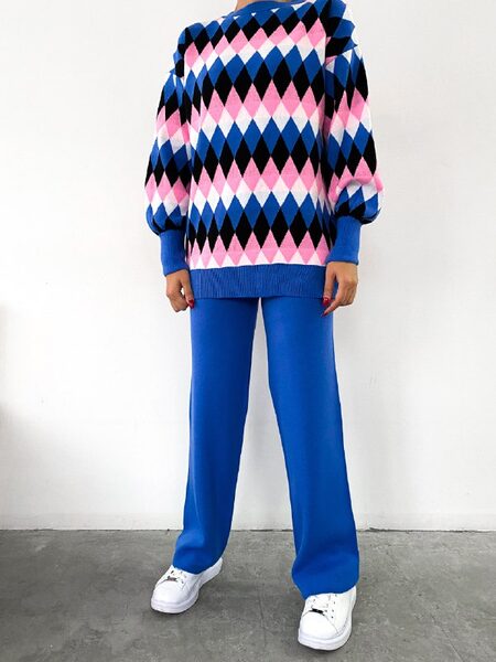 Apparel — TGtL3RHneGwY