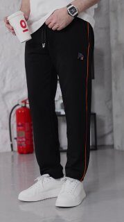 Apparel — TGtUEUjA-AEE