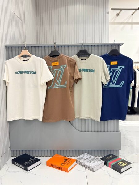 Apparel — TGtXneAcsla_ view 2