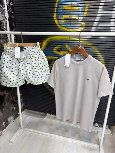 Apparel — TGtXxNbc9CFk view 3