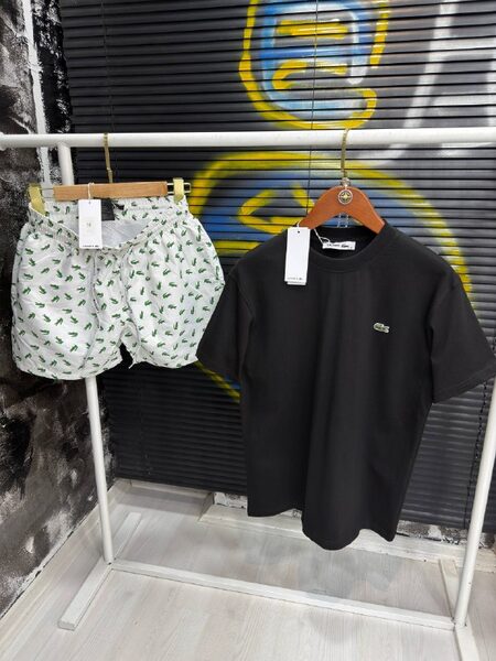 Apparel — TGtXxNbc9CFk view 4