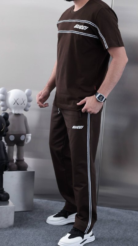 Apparel — TGt_kYTvOz1C view