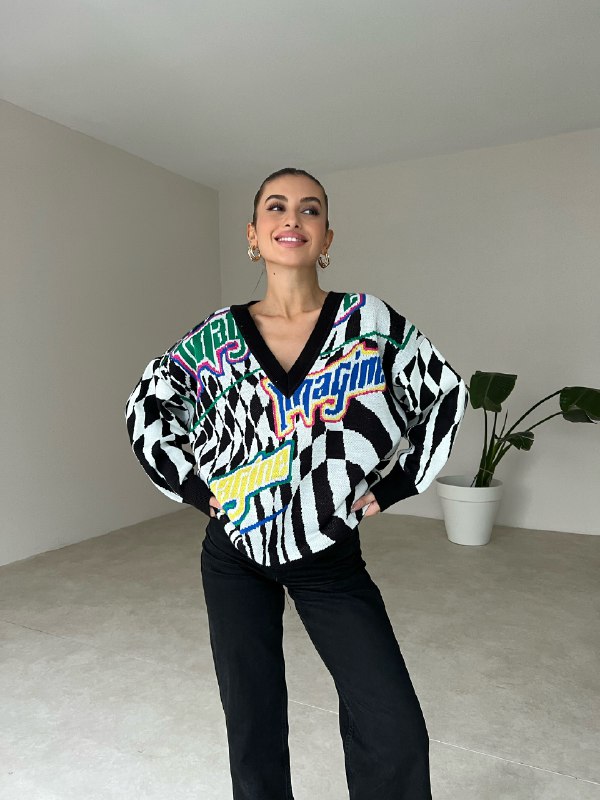 Apparel — TGtb_ZrAOEEq
